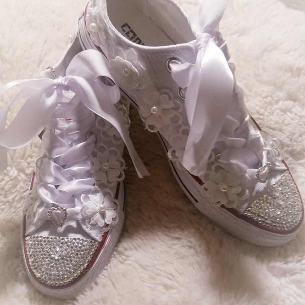 Beautiful Bridal Sneakers Size 7 Brand New